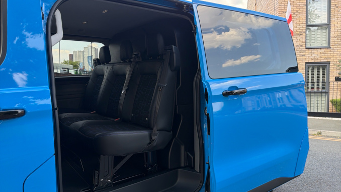 Ford Transit Custom 320 L1 Petrol Fwd 2.5 PHEV 232ps H1 Double Cab Van MS-RT Auto - Image 5